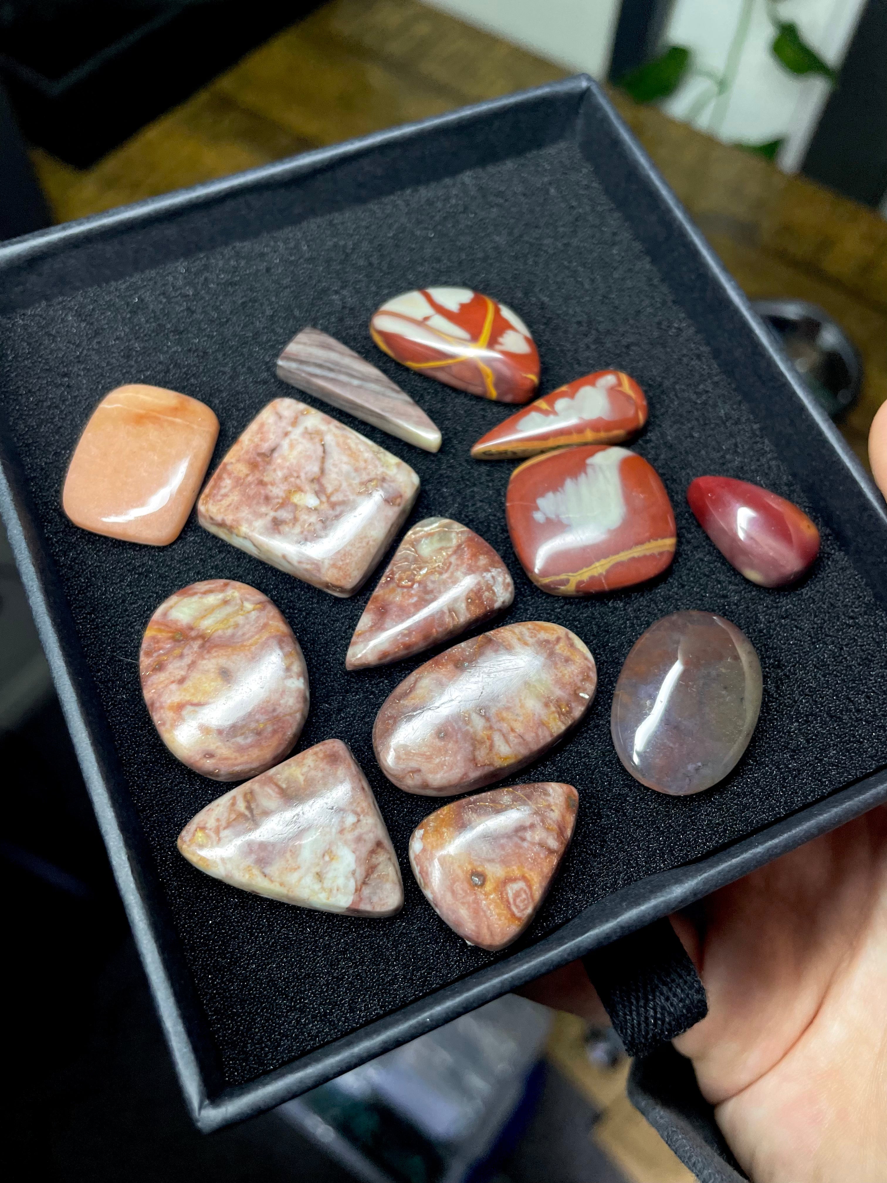 Mixed Red Cabochon Selection Box