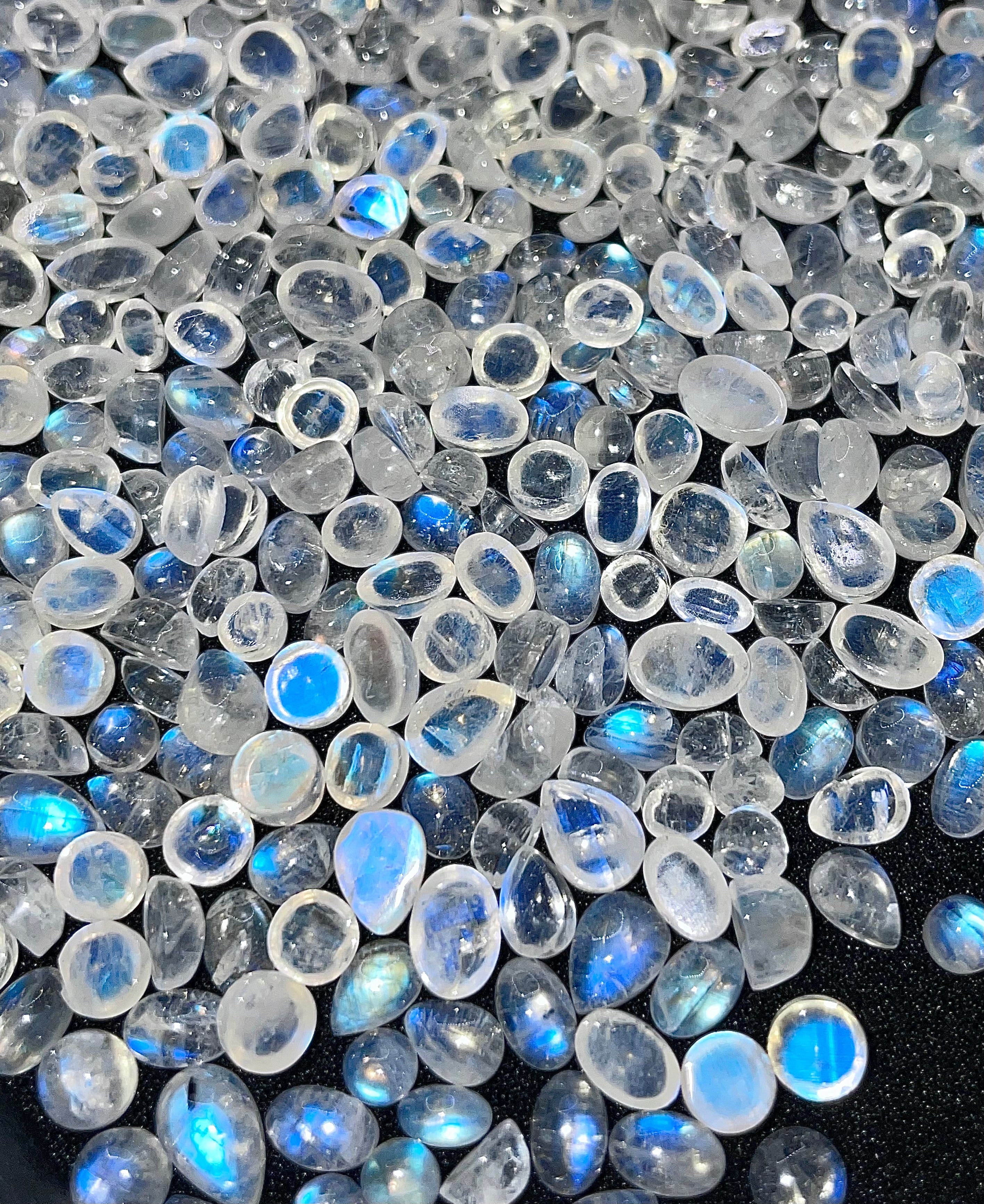 20 x Random Mini Moonstone Cabochon Box