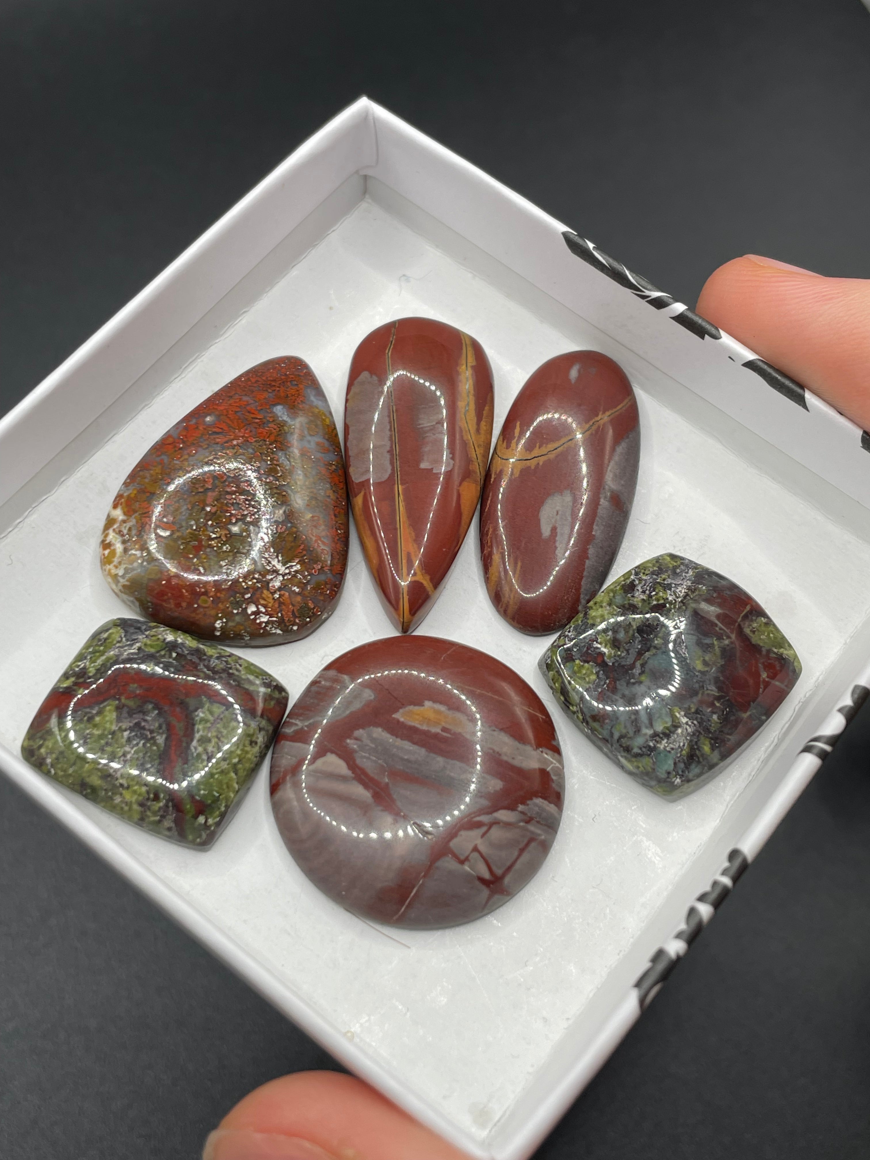 Mixed Red Cabochon Selection Box