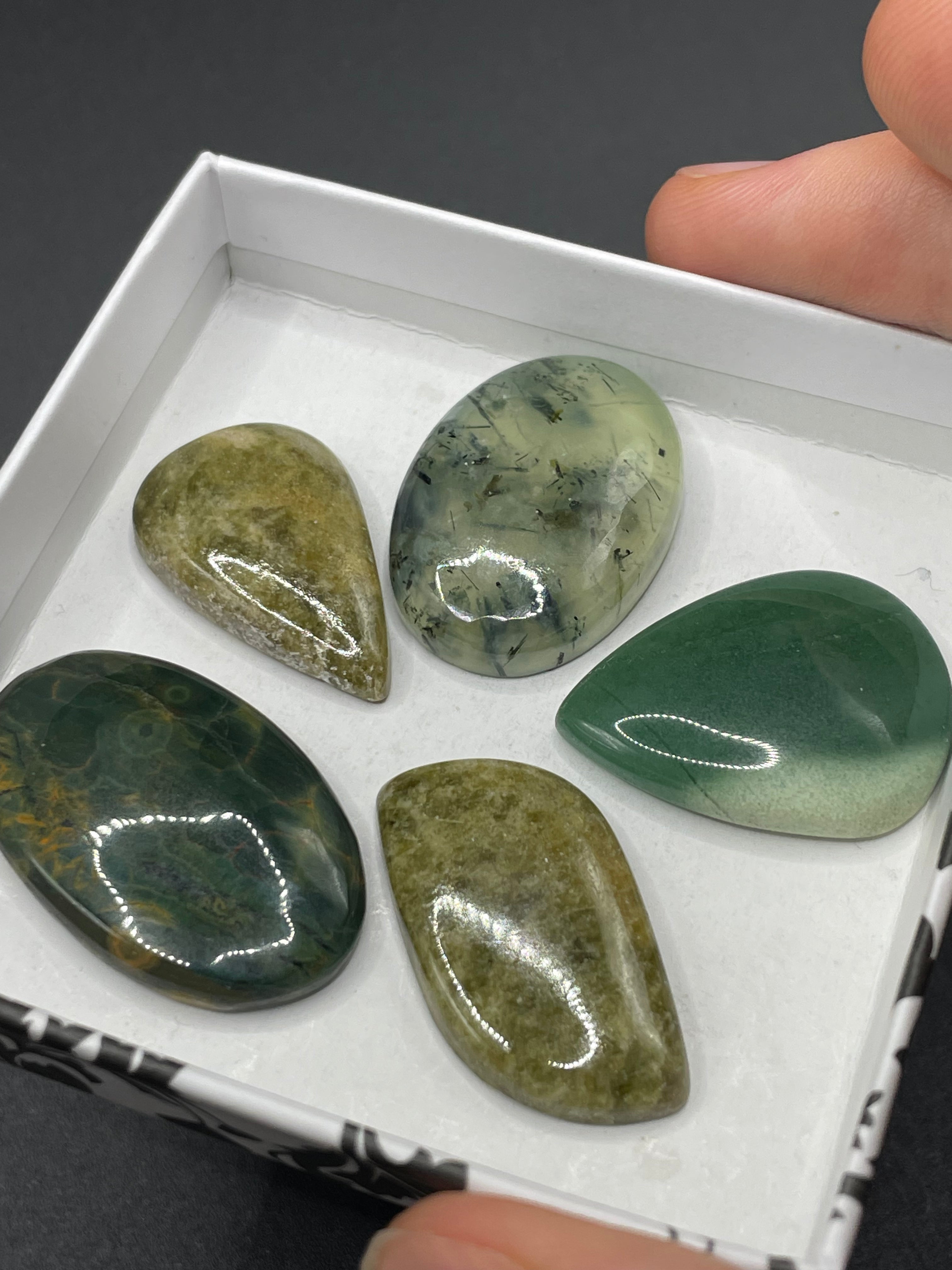 Mixed Green Cabochon Selection Box