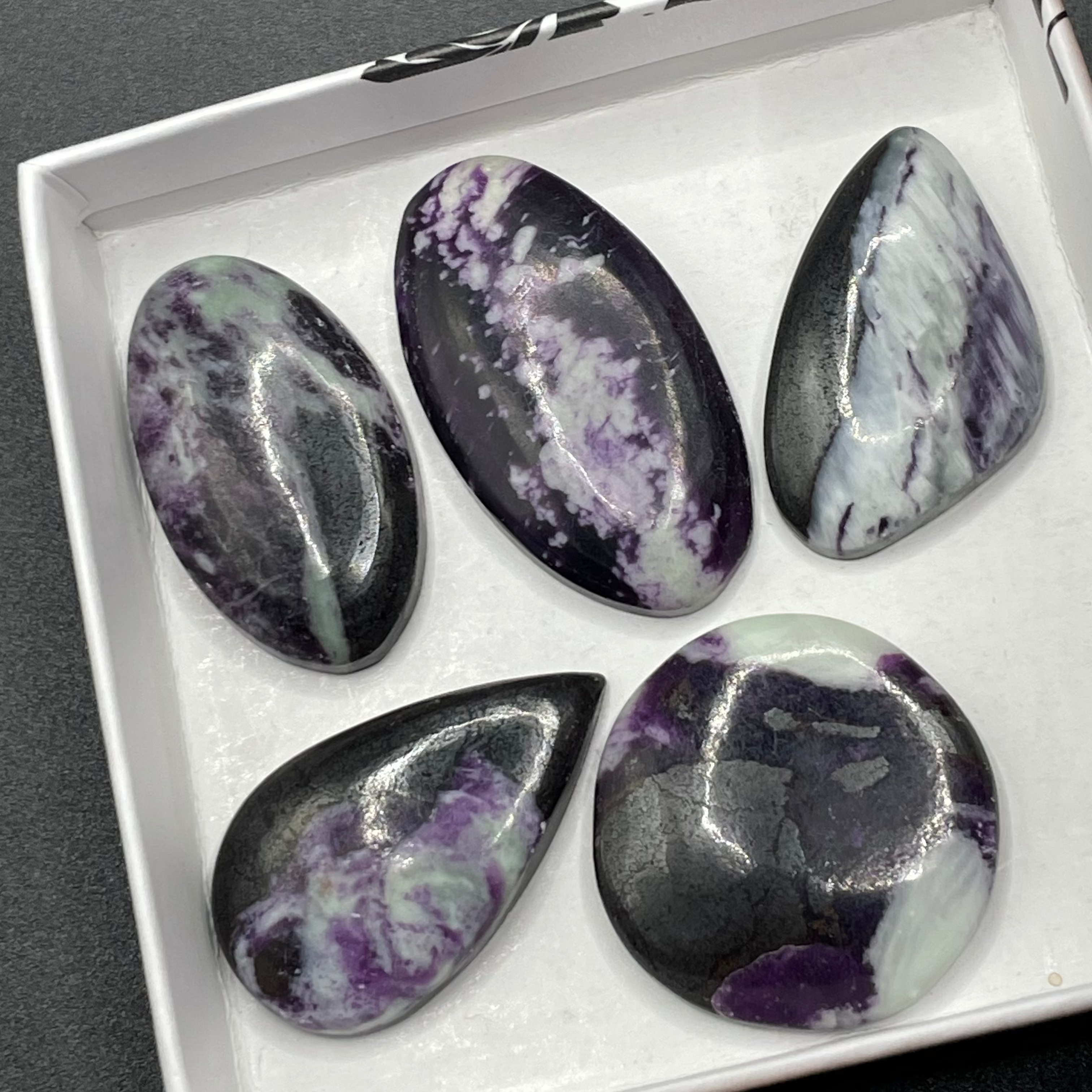 Kammererite Cabochon Selection Box
